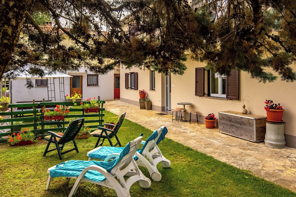 Countryside Apartments Labin — 4-Star Luxury Hotel in Sveta Nedjelja, Croatia