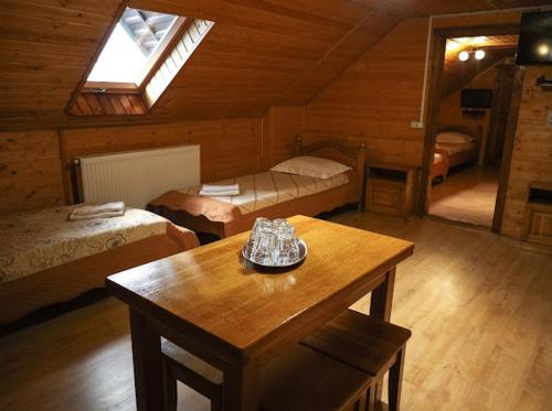 Greku Hotel — Vorokhta — photo 4