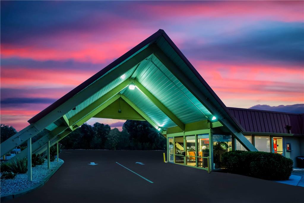 Travelodge by Wyndham Red Bluff South of Redding - photo 3