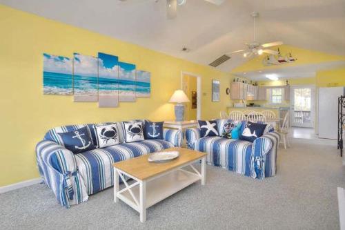 A Paradise Found - photo 2