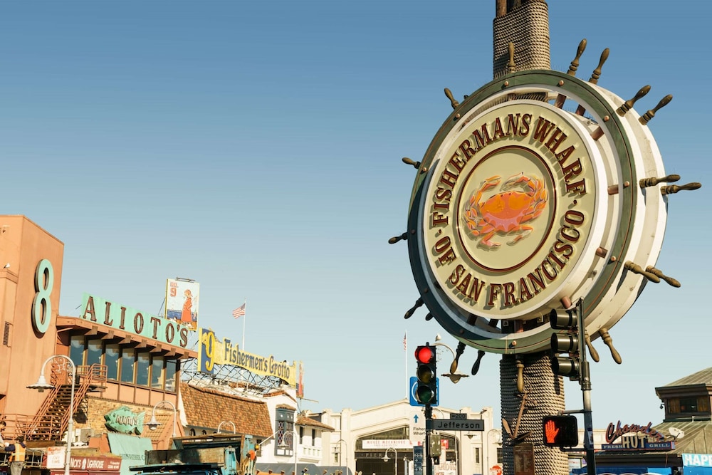 Hotel Caza Fisherman's Wharf - photo 98