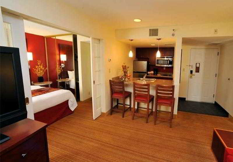Residence Inn By Marriott Boston Tewksbury - photo 5