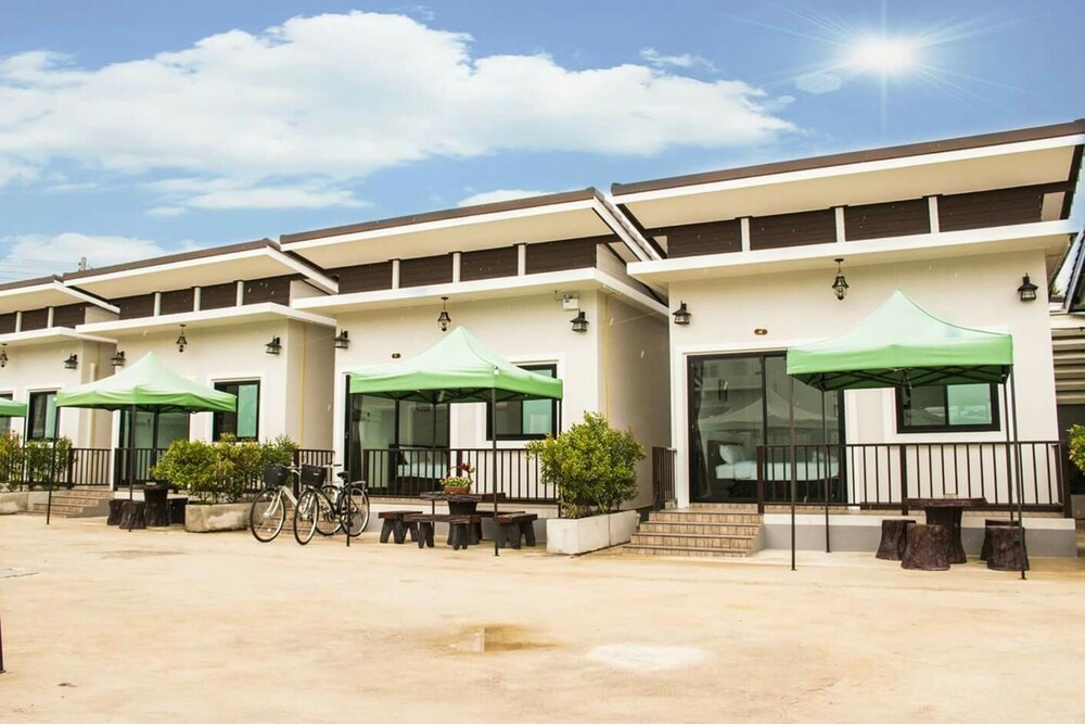 Thongsuk Mini Resort in Pran Buri, Thailand