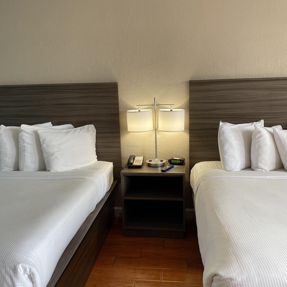 Melbourne Suites - photo 10
