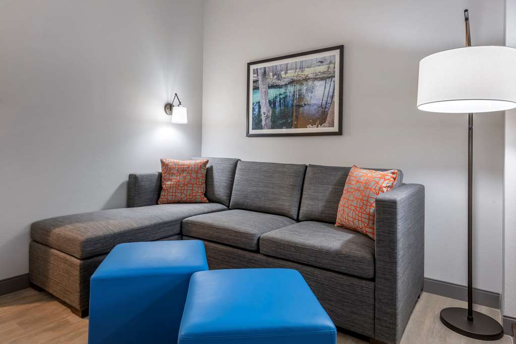 Comfort Suites Gainesville near University - photo 22
