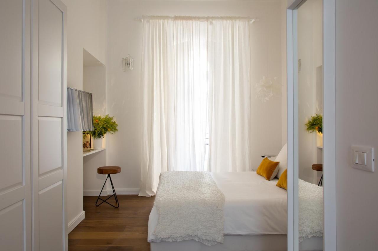 Domus San Severo — 4-Star Luxury Hotel in Naples, Italy