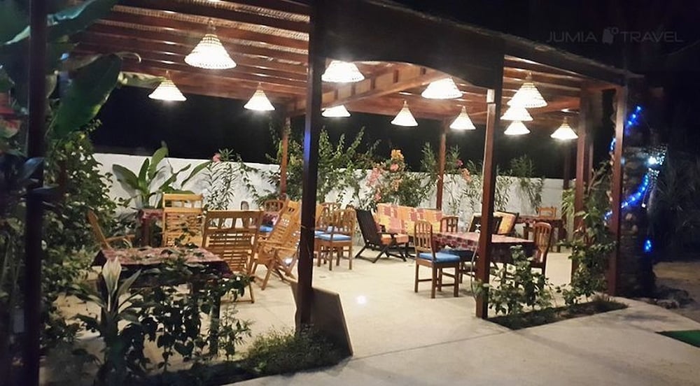 Les Bougainvilliers — hotel in Oussouye
