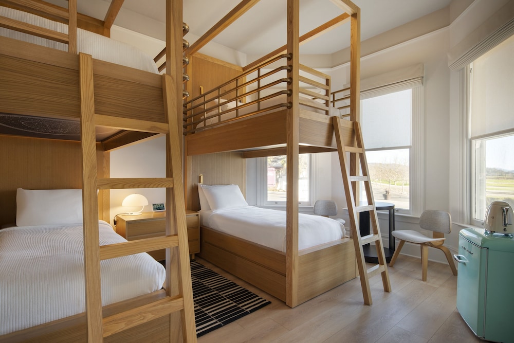 Dr. Wilkinson's Backyard Resort and Mineral Springs a Member of Design Hotels - photo 10