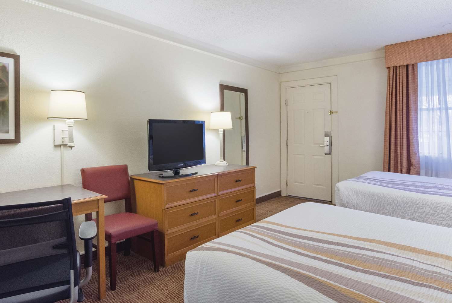 La Quinta Denver Cherry Creek Hotel - photo 21