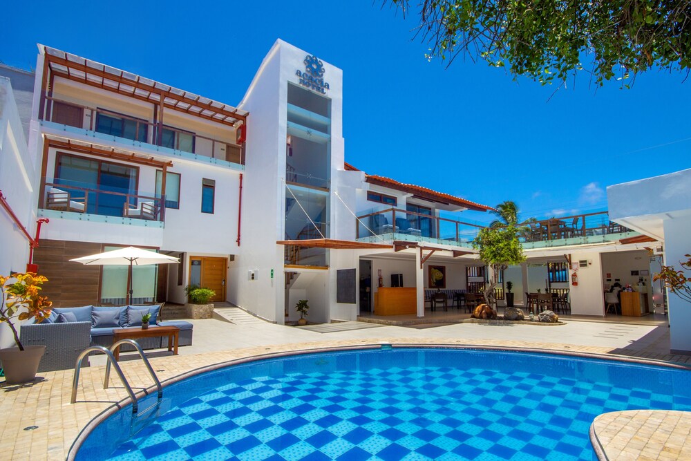 Hotel Acacia - carbon neutral hotel in Puerto Ayora