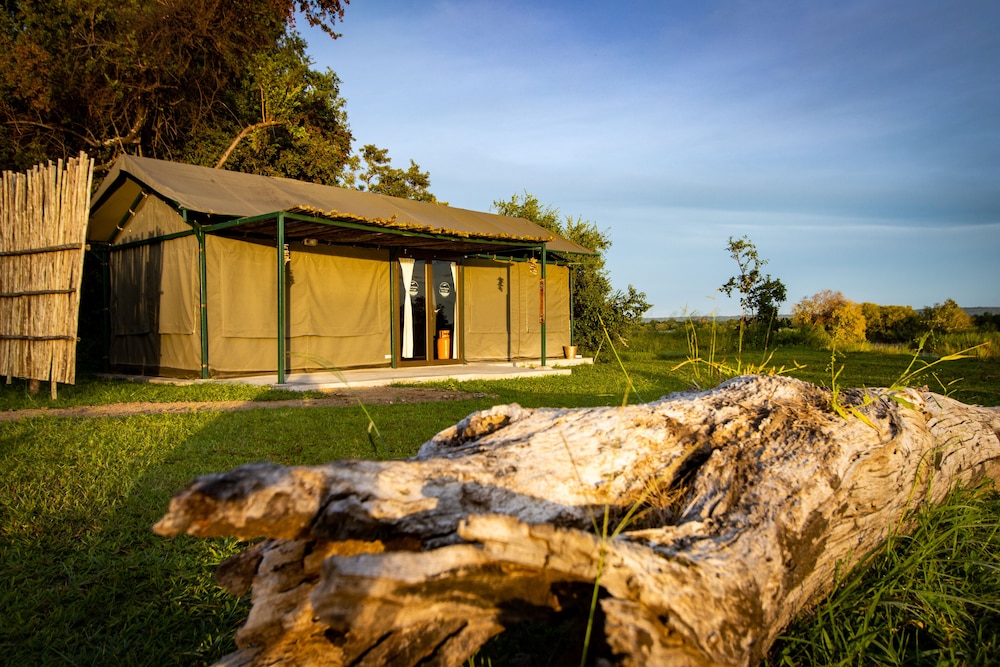 Sian Simba River Lodge — 5-Star Luxury Hotel in Victoria Falls, Zimbabwe