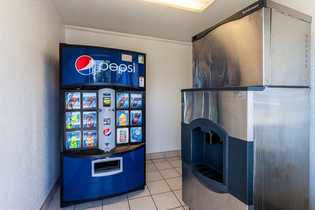 Motel 6 Sacramento CA Downtown - photo 22