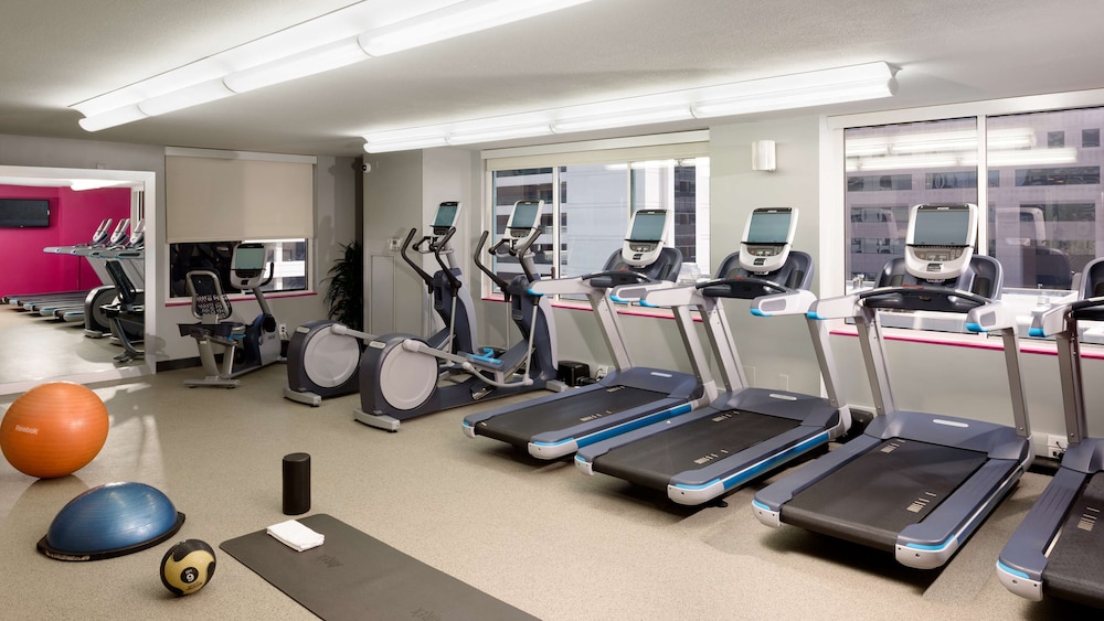 Hilton Woodland Hills Los Angeles - photo 35