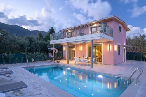 Valley House — 4-Star Luxury Hotel in Vasiliki, Greece