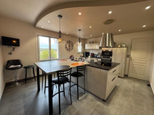 Le Repaire Des Bolides 24h du Mans 6p Wi Fi in Beaufay, France