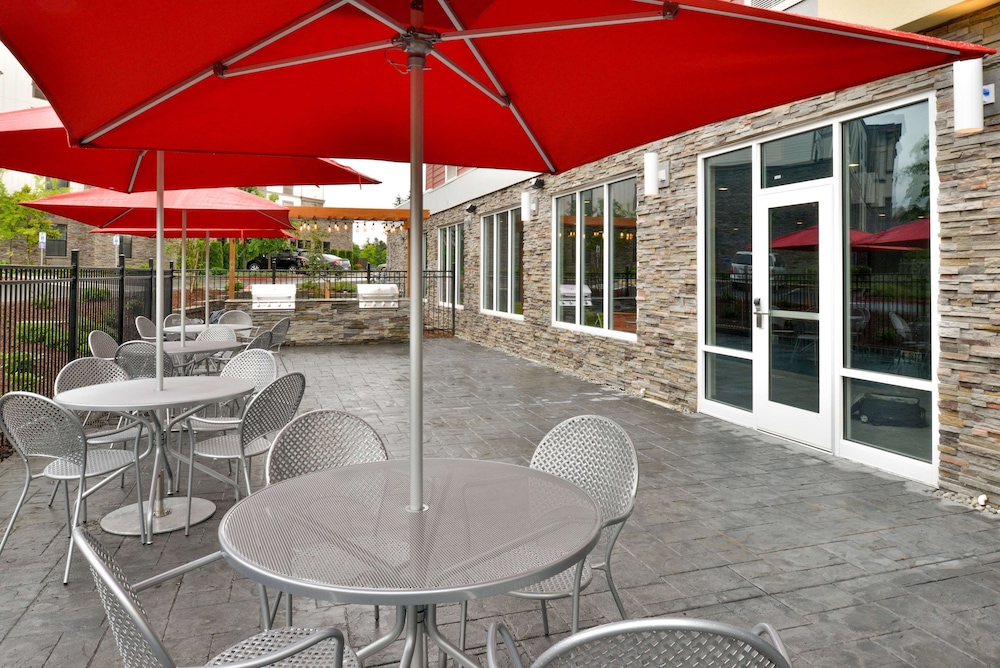 Home2Suites by Hilton Dupont WA - photo 40