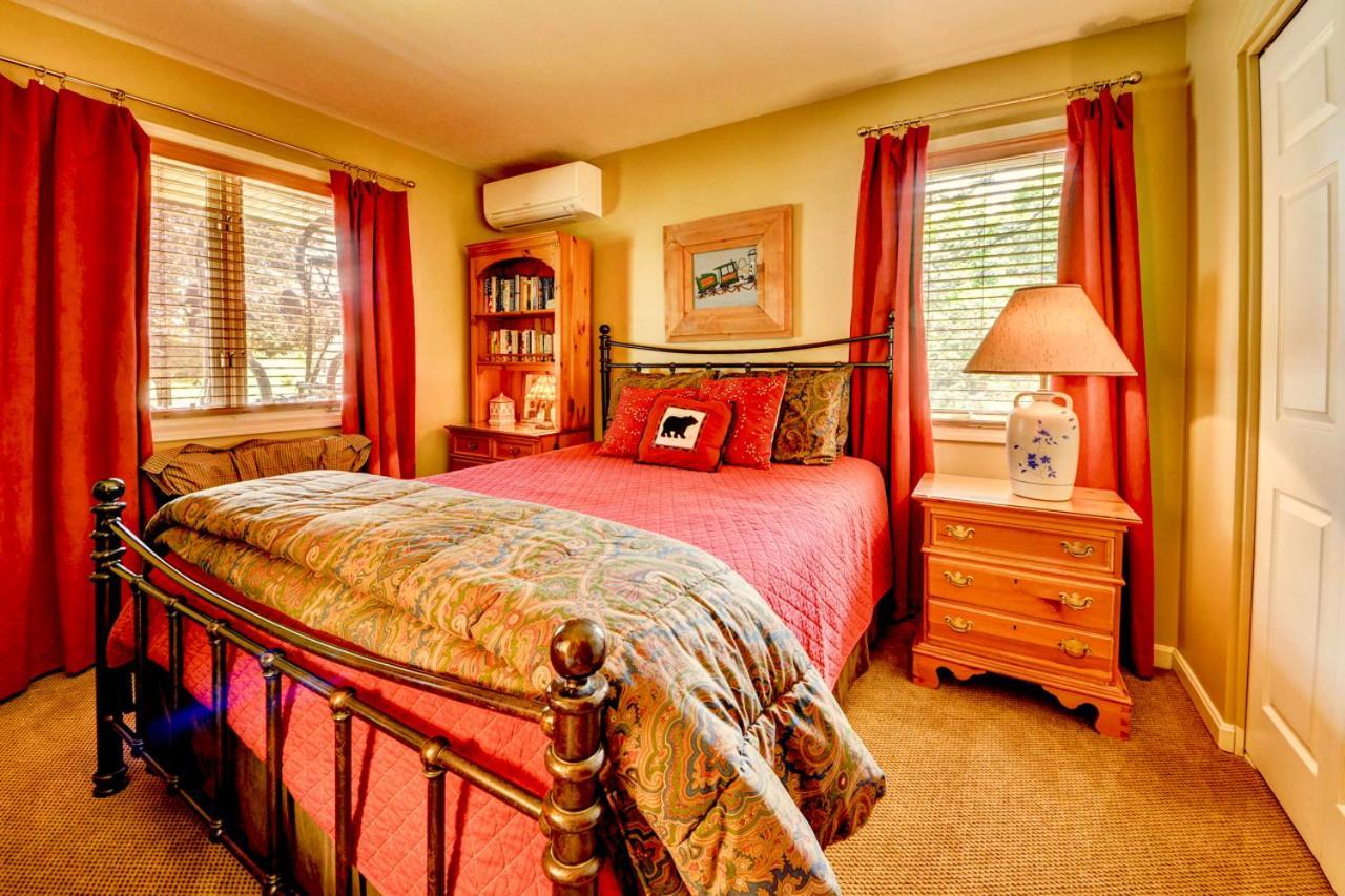 F8 Luxurious Mt Washington Hotel golf course home Wifi cable air conditioning - photo 9