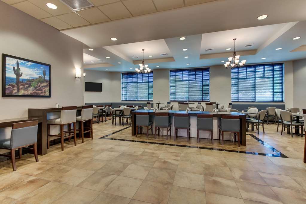 Drury Inn & Suites Phoenix Happy Valley - photo 7
