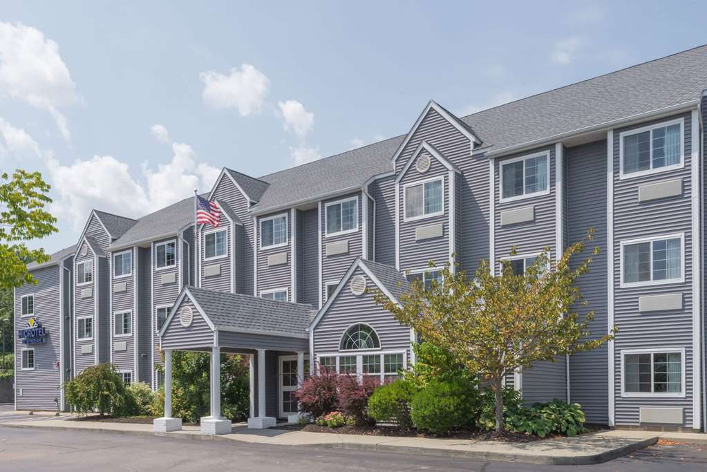 Microtel Inn & Suites by Wyndham Uncasville Casino Area — hotel in Uncasville