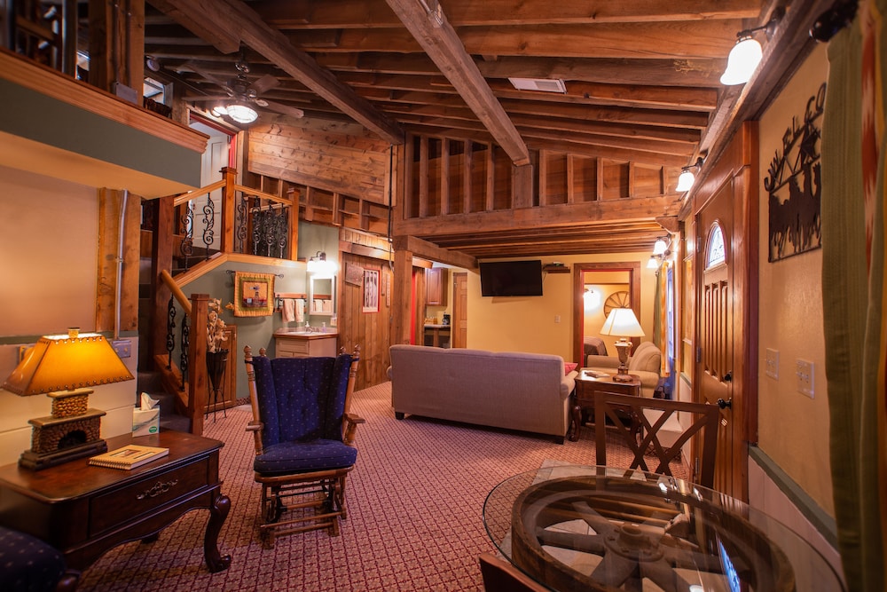 Stone Mill Hotel & Suites - photo 84