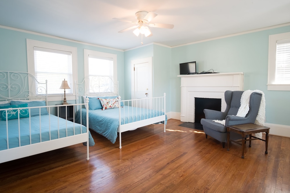 Swamp Rabbit Inn Travelers Rest - photo 5