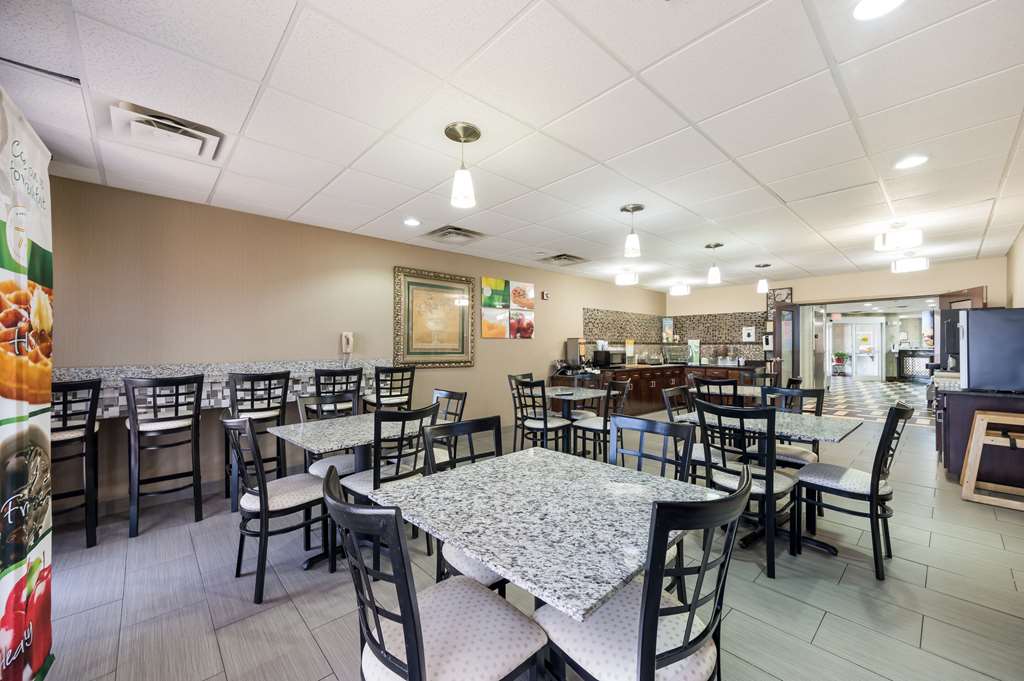 Quality Inn & Suites Huntsville Research Park Area - photo 34
