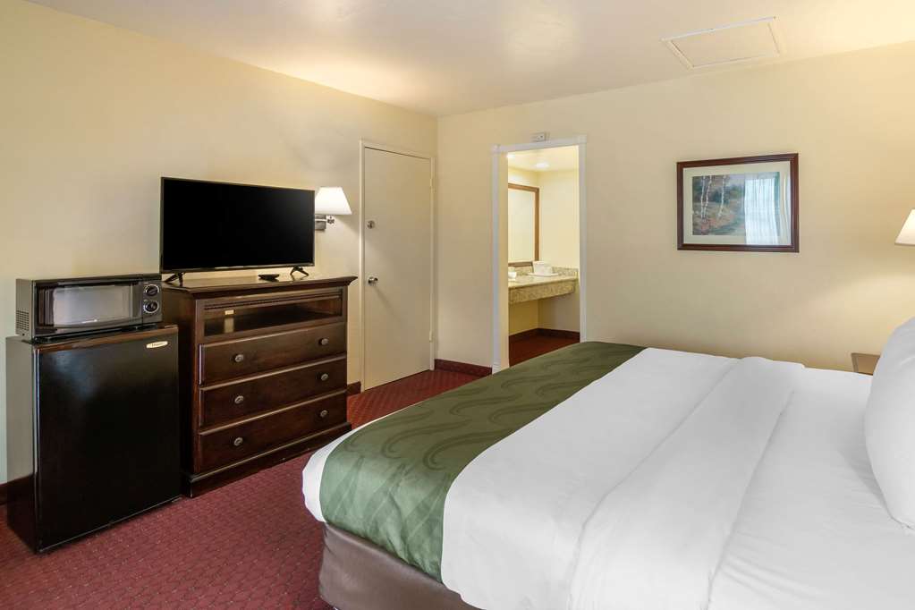 Quality Inn & Suites El Cajon San Diego East - photo 9