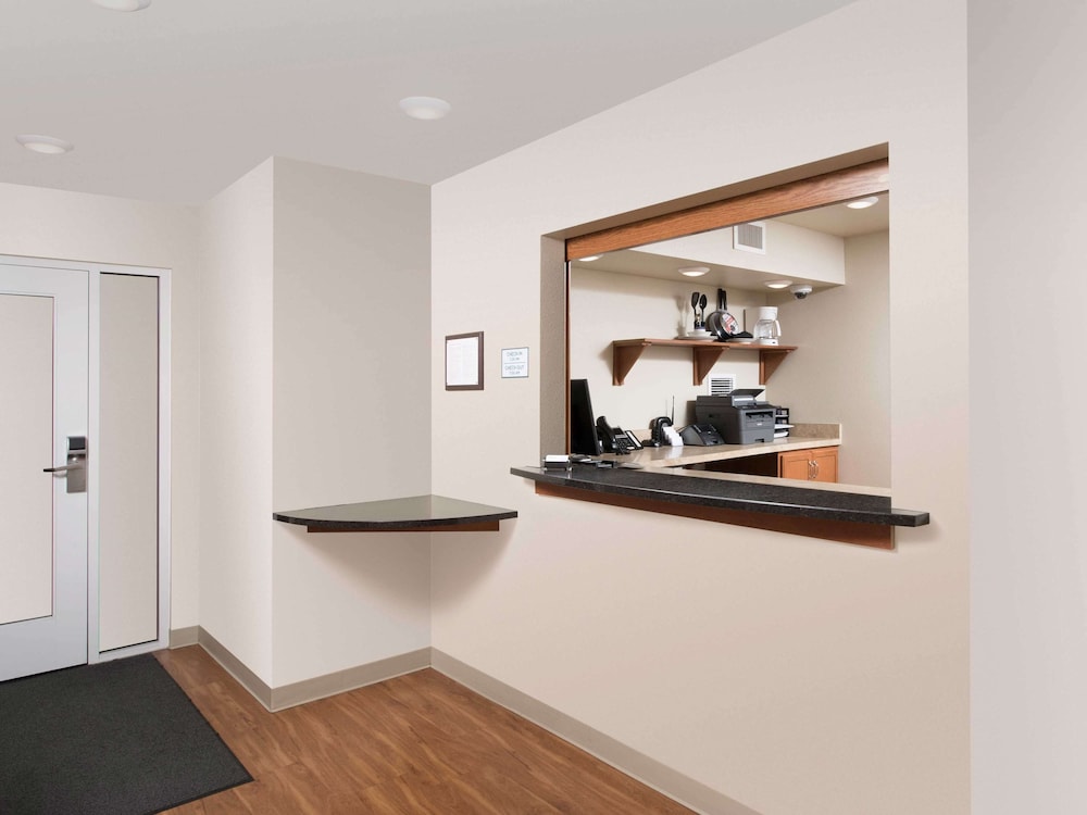 Extended Stay America Select Suites Fayetteville Cliffdale - photo 30