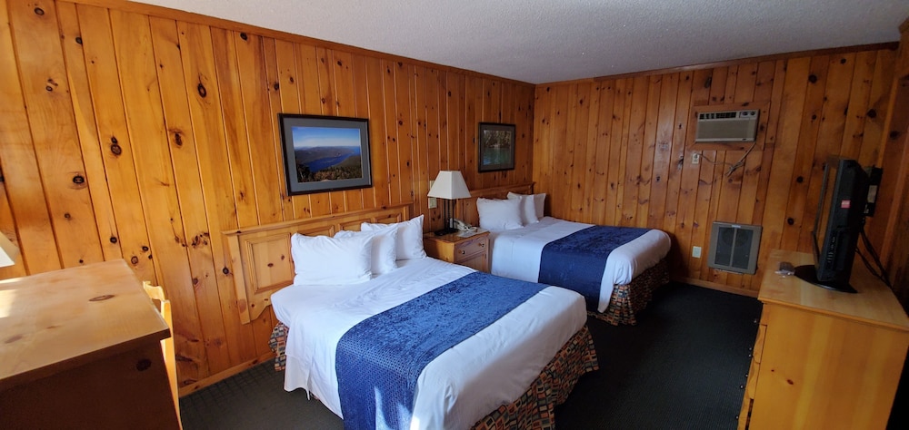 The Lake Motel - photo 33