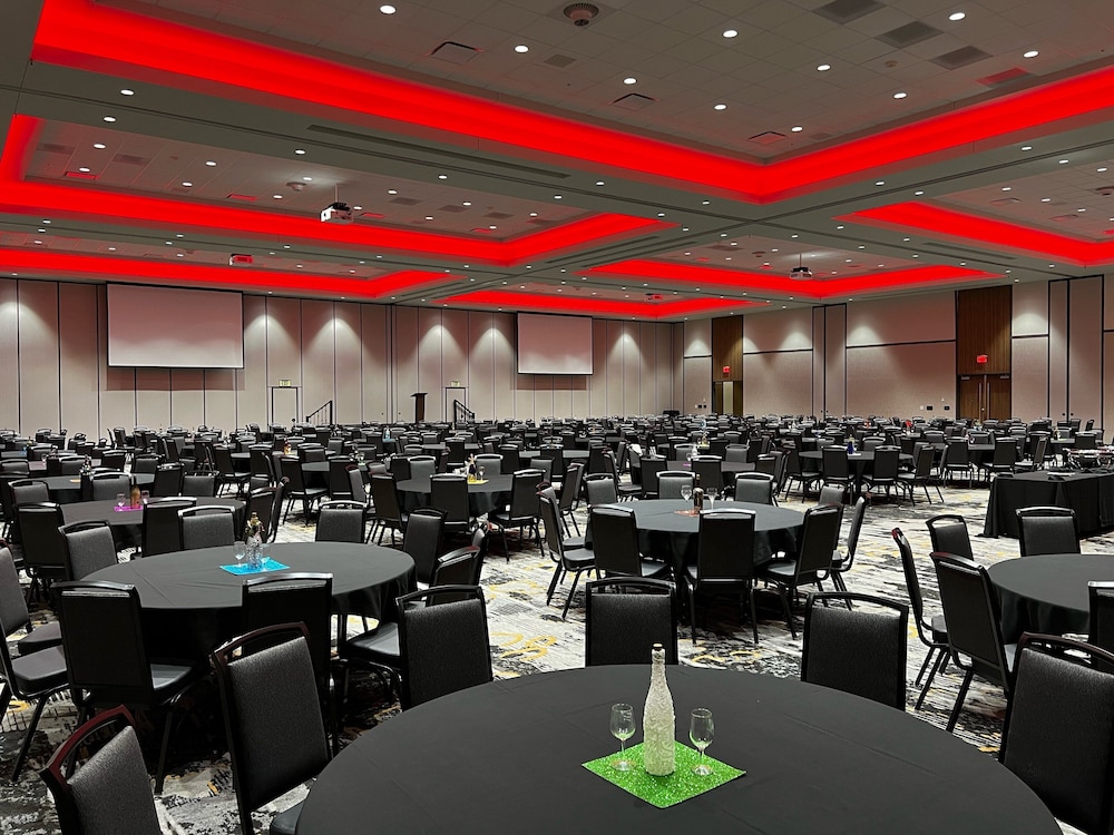 Crowne Plaza Kearney by IHG - photo 85