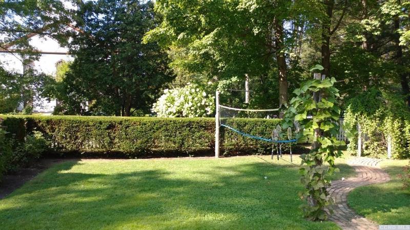 The Gables of Rhinebeck Inn - photo 9