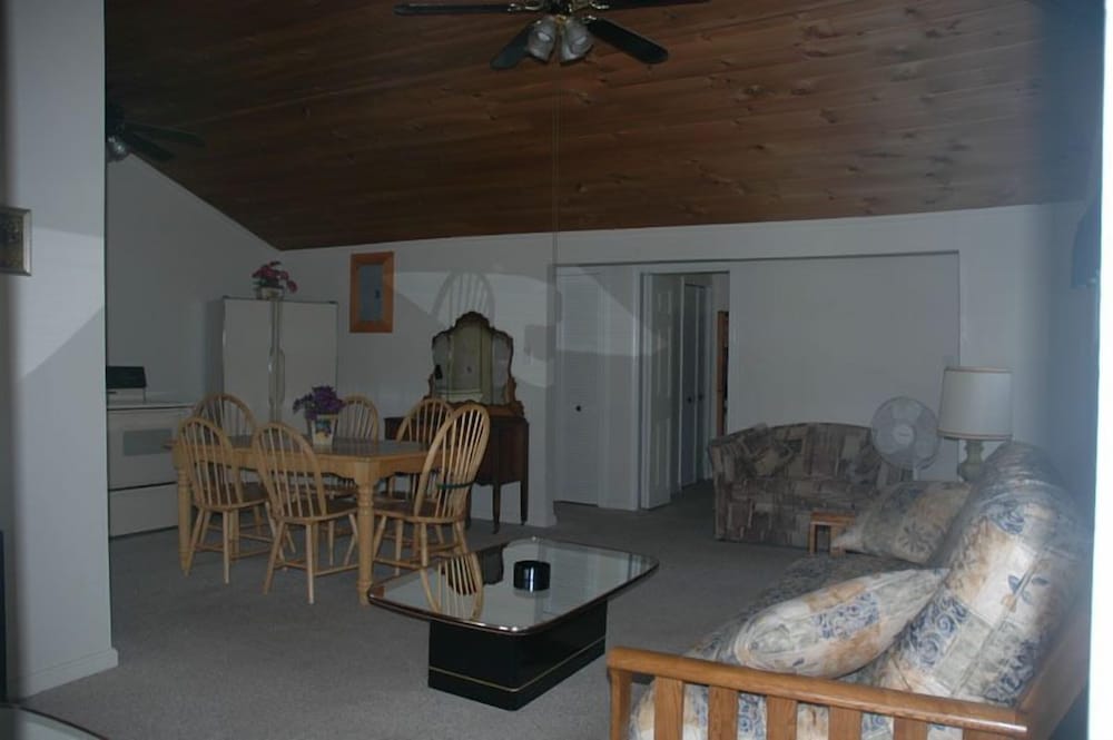 Channel Watefront Cottages - photo 73