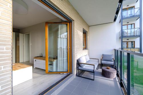 Hello Apartments Zajezdnia Wrzeszcz with private parking — 4-Star Luxury Hotel in Gdansk, Poland
