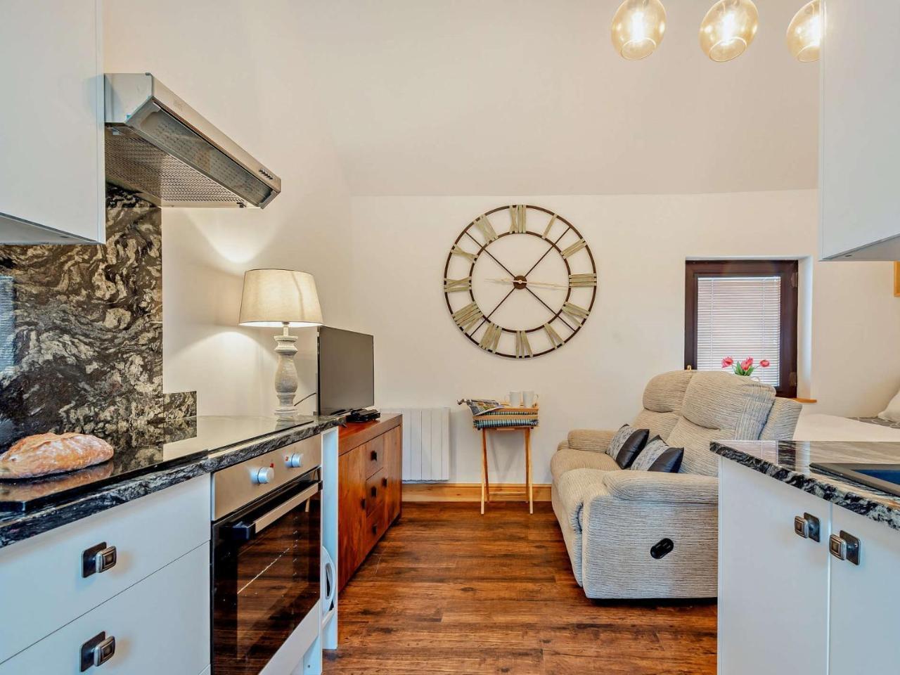 1 Bed in Allonby 95499 in Maryport, United Kingdom