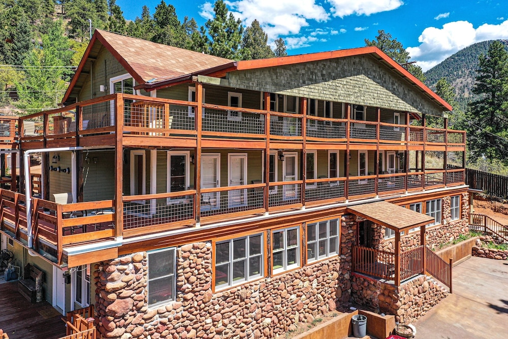The Green Mountain Falls Lodge - photo 67