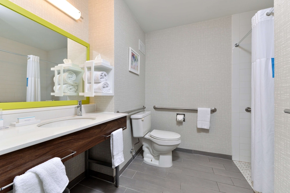 Hampton Inn Panama City Beach - photo 29