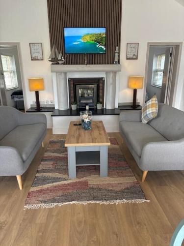 Beautiful Seaside Cottage Wicklow town — 4-Star Luxury Hotel in Wicklow, Republic of Ireland