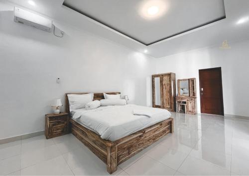 Mika Estate Property — Seminyak