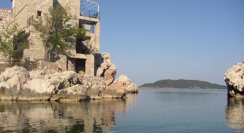 Kazanegra Exclusive Apartments — 4-Star Luxury Hotel in Budva, Montenegro