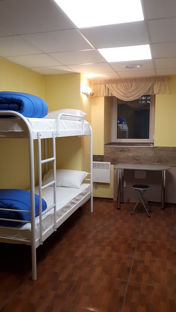 Ivan1 10m From the Beach With Parking A2 Gornji — hotel in Novalja