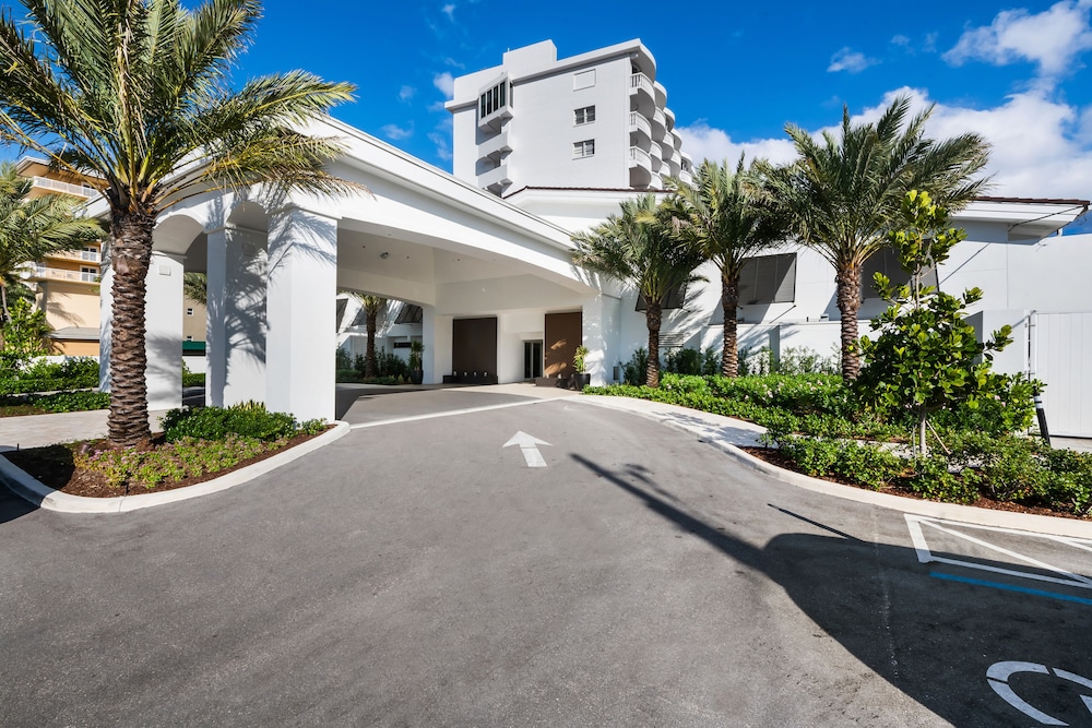 Beachcomber Resort & Club - photo 71