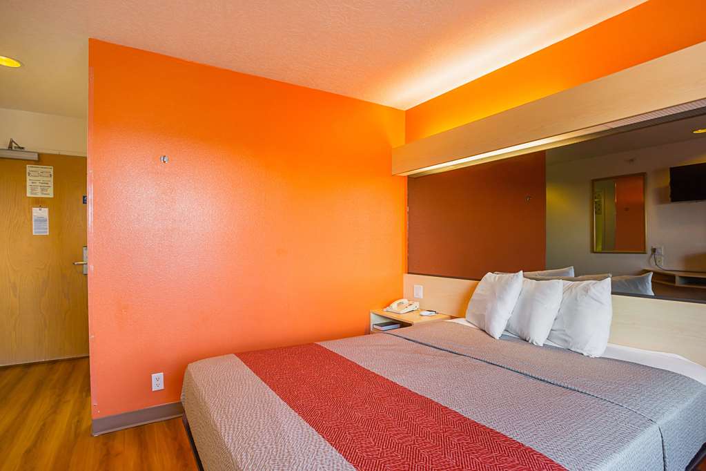 Motel 6 Bernalillo NM - photo 15