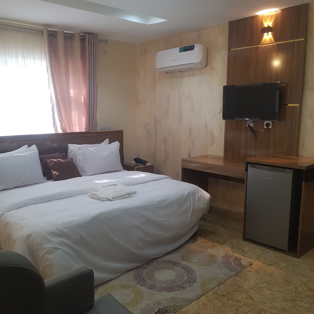 Prinaj Hotel & Resort — Ilesa — photo 4