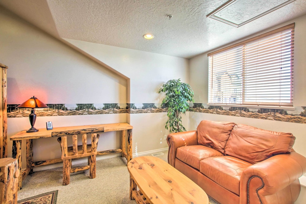 Cozy Eden Condo Retreat Less Than 6 Mi to Ski Resort - photo 7