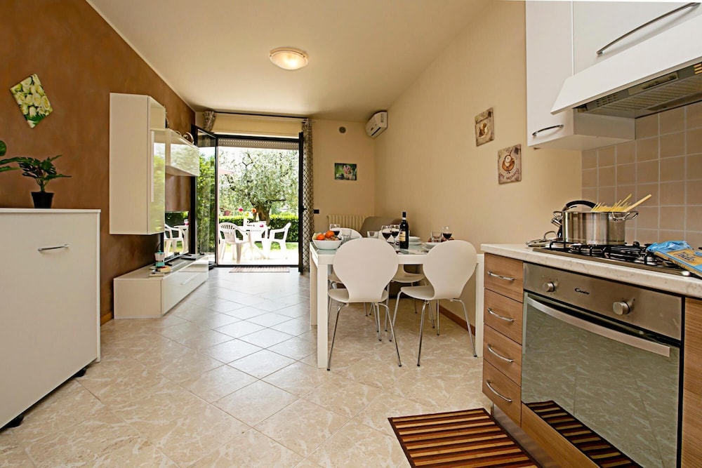 Casa Kristall Lago in Desenzano del Garda — 4-Star Luxury Hotel in Desenzano Del Garda, Italy