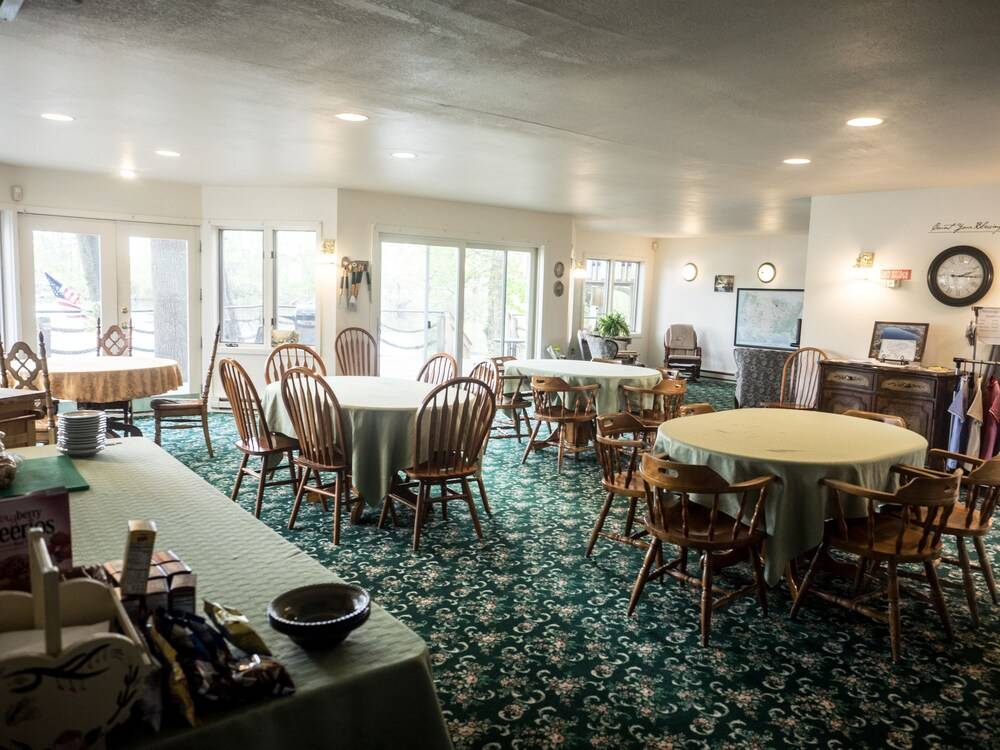 Red Bridge Inn - photo 29