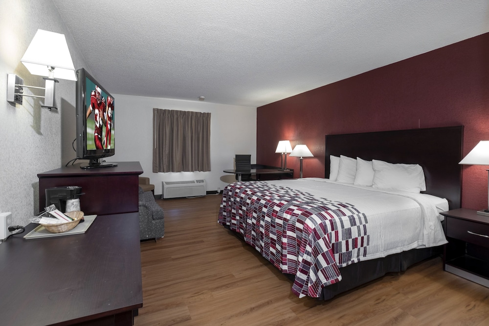 Red Roof Inn Warrenton - photo 14
