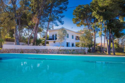 Villa Saladar Javea — 4-Star Luxury Hotel in Javea, Spain