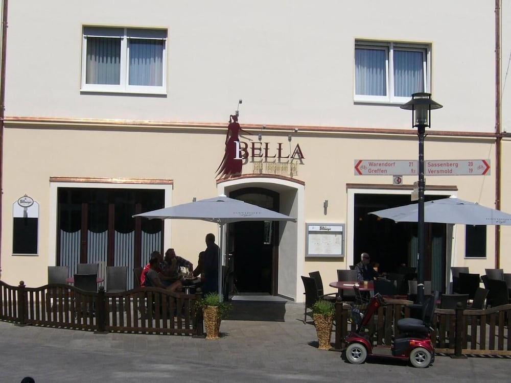 Amadis Hotel — hotel in Harsewinkel