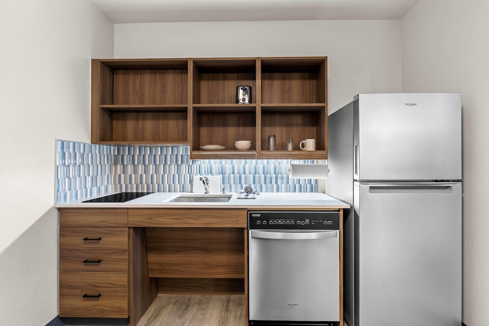 Everhome Suites Temecula - photo 28